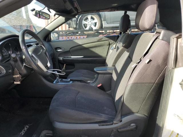 Photo 7 from auction – 2012 CHRYSLER 200 TOURIN with VIN 1C3BCBEB0CN218716