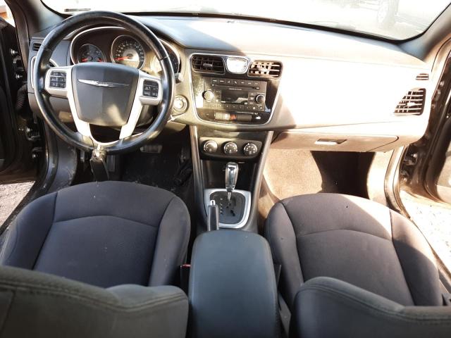 Photo 8 from auction – 2013 CHRYSLER 200 TOURIN with VIN 1C3CCBBB2DN584381