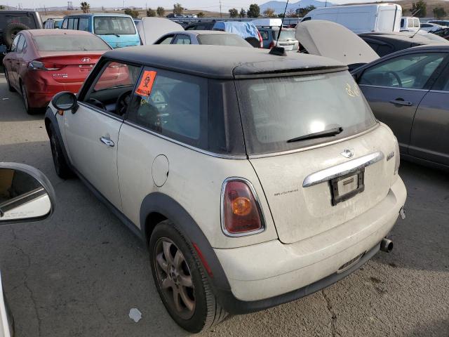 Photo 2 from auction – 2010 MINI COOPER with VIN WMWMF3C59ATU76706