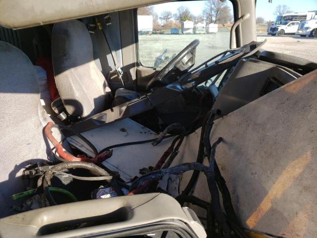 Photo 5 from auction – 2011 KENWORTH CONSTRUCTI with VIN 1XKAD49X6BJ295509