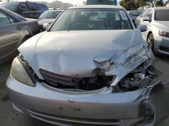 Photo 5 from auction – 2002 TOYOTA CAMRY LE with VIN JTDBE32K520013209