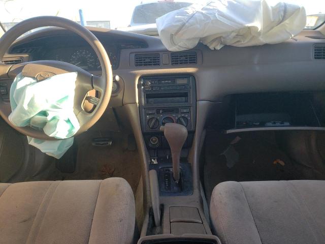 Photo 8 from auction – 1997 TOYOTA CAMRY CE with VIN 4T1BG22K8VU025951