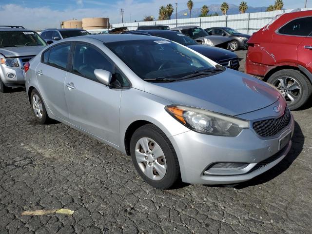 Photo 4 from auction – 2015 KIA FORTE LX with VIN KNAFK4A69F5271341