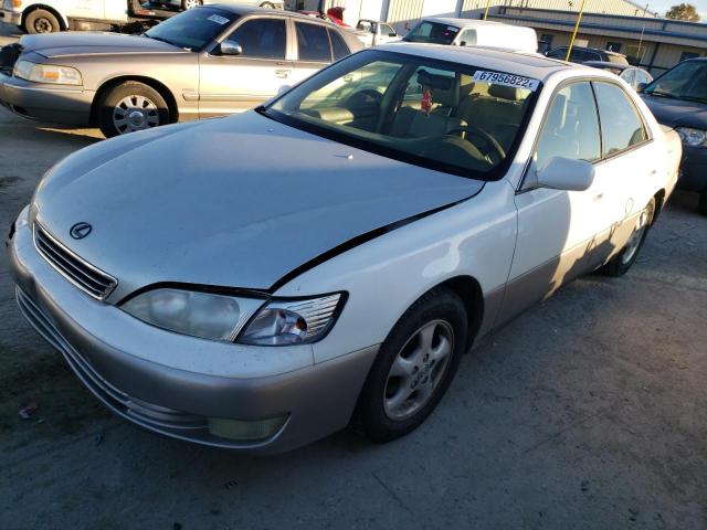 LEXUS ES 300 1998 with VIN JT8BF28G3W5021553 - Photo from auction