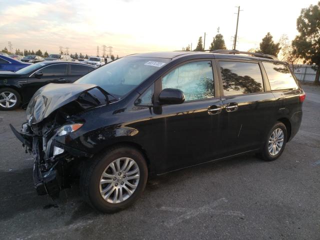 Photo 1 from auction – 2016 TOYOTA SIENNA XLE with VIN 5TDYK3DC6GS742378
