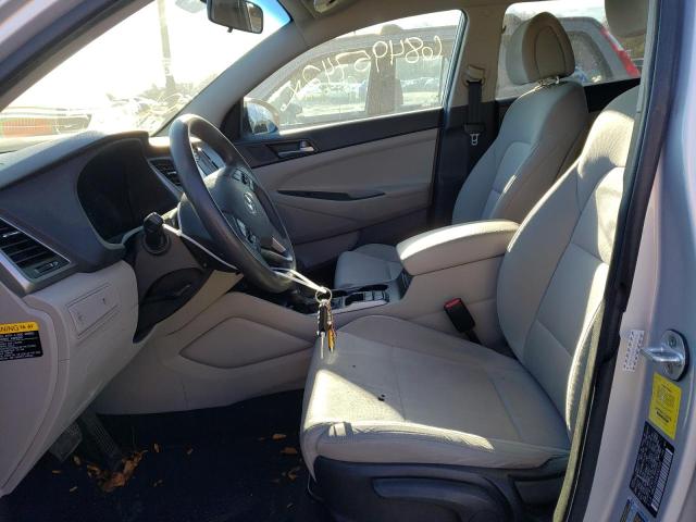 Photo 7 from auction – 2017 HYUNDAI TUCSON SE with VIN KM8J23A44HU407532