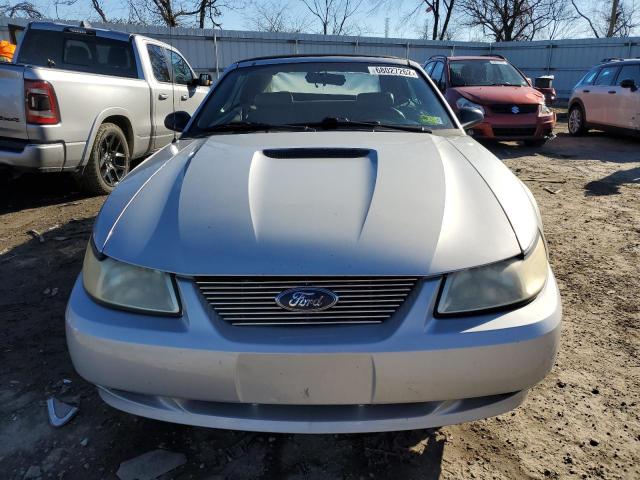Photo 5 from auction – 2002 FORD MUSTANG with VIN 1FAFP44432F124036