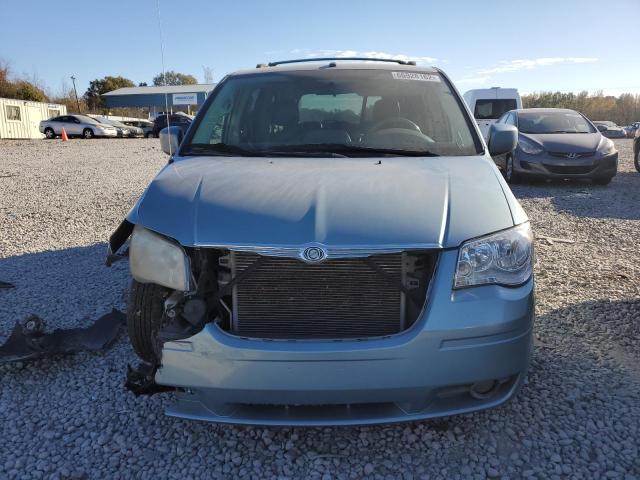 Photo 5 from auction – 2008 CHRYSLER TOWN & COU with VIN 2A8HR54P08R152853