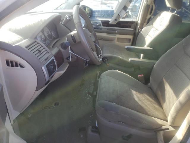 Photo 7 from auction – 2010 CHRYSLER TOWN & COU with VIN 2A4RR5D19AR113072