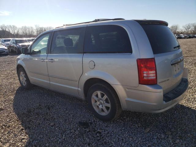 Photo 2 from auction – 2010 CHRYSLER TOWN & COU with VIN 2A4RR5D16AR214554