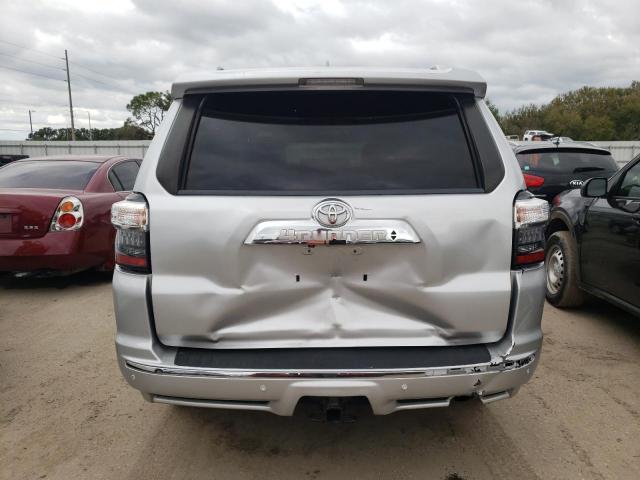 Photo 6 from auction – 2018 TOYOTA 4RUNNER SR with VIN JTEZU5JR7J5186206