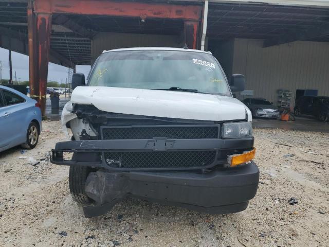 Photo 5 from auction – 2018 CHEVROLET EXPRESS G2 with VIN 1GCWGAFP2J1341959