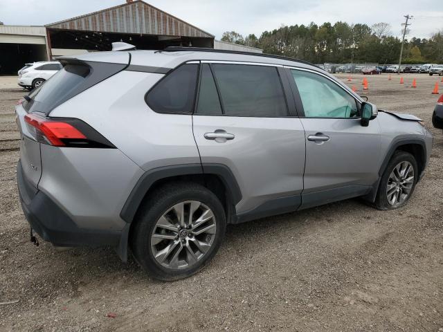 Photo 3 from auction – 2019 TOYOTA RAV4 XLE P with VIN 2T3C1RFVXKC026252