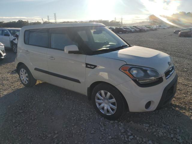 Photo 4 from auction – 2013 KIA SOUL with VIN KNDJT2A54D7497214