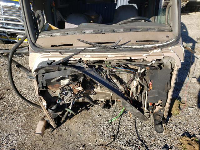 Photo 7 from auction – 2011 KENWORTH CONSTRUCTI with VIN 1XKAD49X6BJ295509