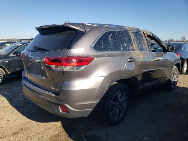 Photo 3 from auction – 2019 TOYOTA HIGHLANDER with VIN 5TDJZRFH6KS576526