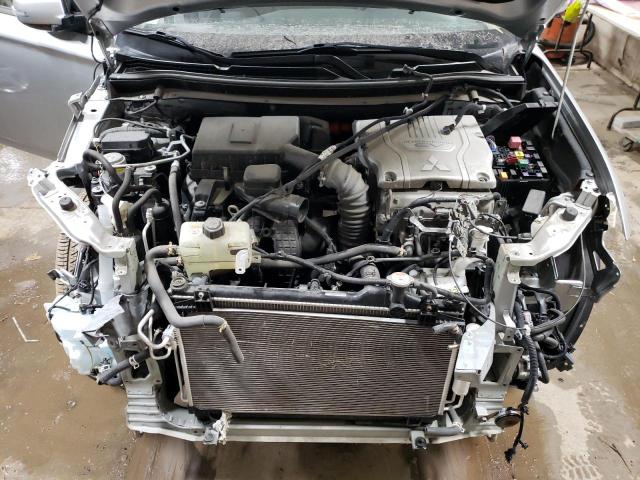Photo 11 from auction – 2018 MITSUBISHI OUTLANDER with VIN JA4J24A53JZ050446