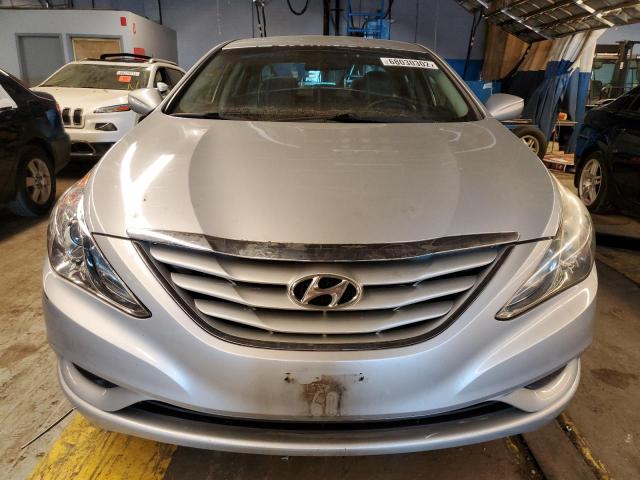 Photo 5 from auction – 2011 HYUNDAI SONATA GLS with VIN 5NPEB4AC0BH017242