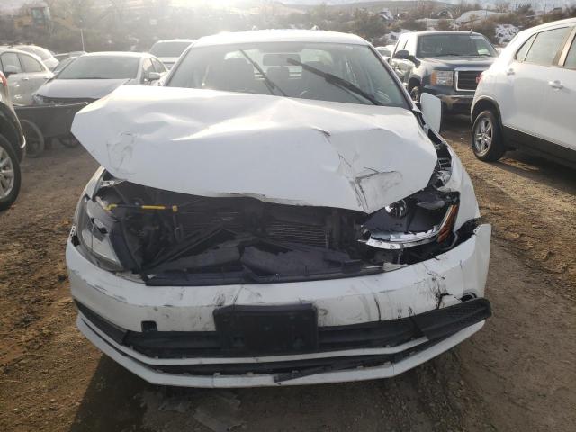 Photo 5 from auction – 2017 VOLKSWAGEN JETTA S with VIN 3VW2B7AJ8HM339582
