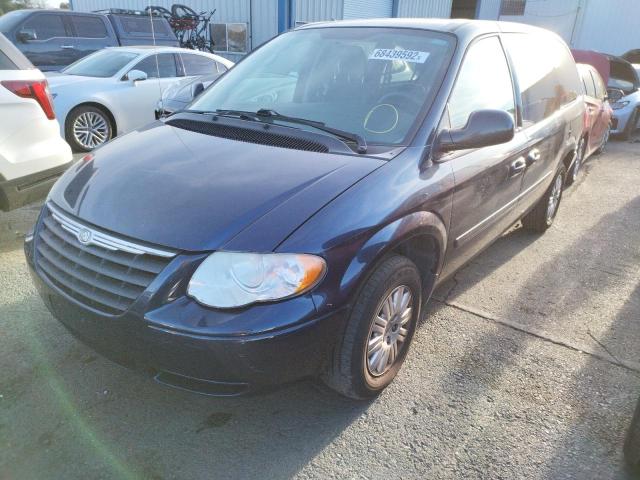 CHRYSLER TOWN & COU 2005 with VIN 2C4GP44R25R598504 - Photo from auction