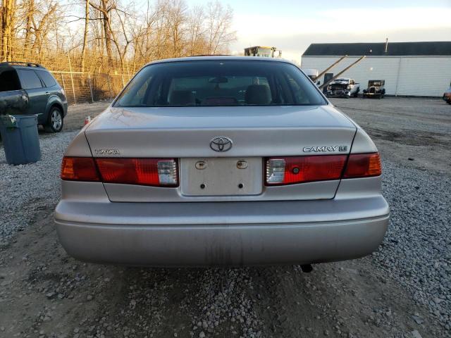 Photo 6 from auction – 2000 TOYOTA CAMRY CE with VIN 4T1BG22K4YU639982