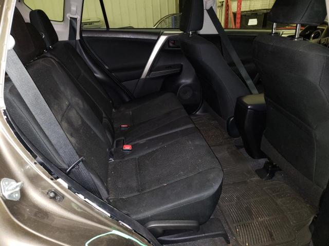Photo 11 from auction – 2015 TOYOTA RAV4 LE with VIN JTMBFREV4FD120546