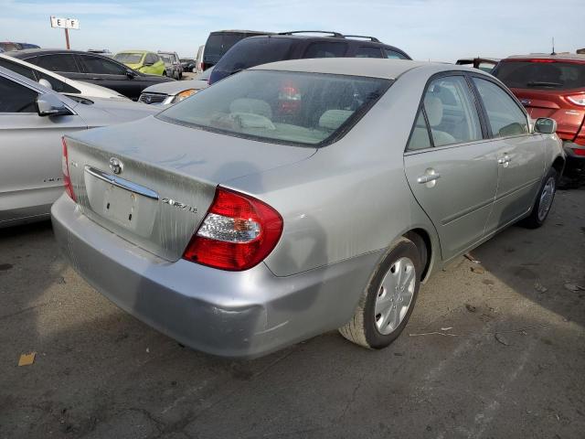 Photo 3 from auction – 2002 TOYOTA CAMRY LE with VIN JTDBE32K520013209