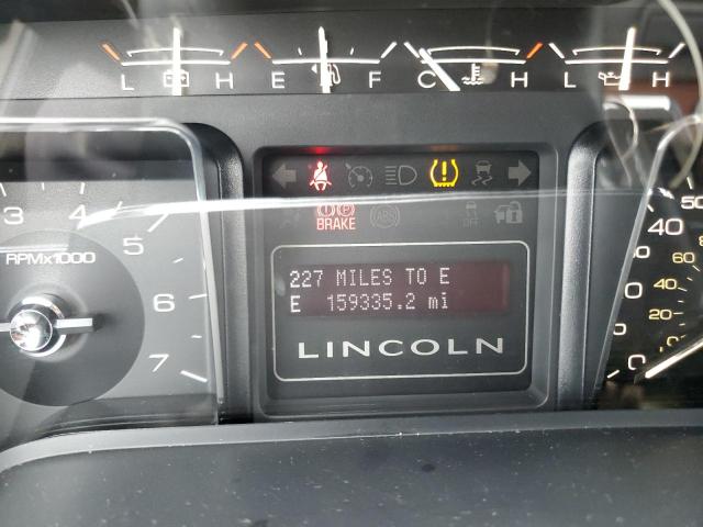 Photo 9 from auction – 2012 LINCOLN NAVIGATOR with VIN 5LMJJ3J54CEL04204