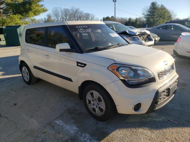 Photo 4 from auction – 2013 KIA SOUL with VIN KNDJT2A59D7771152