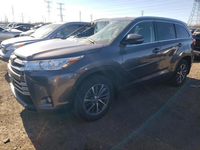 TOYOTA HIGHLANDER 2019 with VIN 5TDJZRFH6KS576526 - Photo from auction