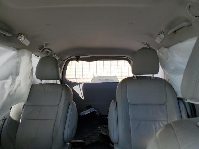 Photo 10 from auction – 2018 TOYOTA SIENNA XLE with VIN 5TDDZ3DC9JS196418