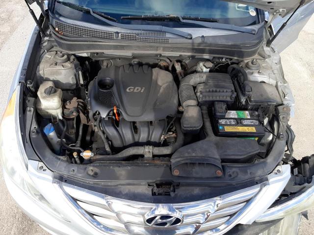 Photo 11 from auction – 2012 HYUNDAI SONATA SE with VIN 5NPEC4AC6CH352956