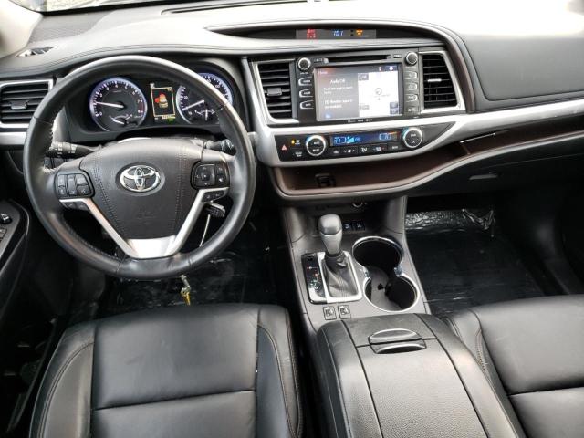 Photo 8 from auction – 2018 TOYOTA HIGHLANDER with VIN 5TDJZRFH3JS535415