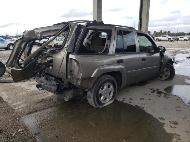 Photo 3 from auction – 2002 CHEVROLET TRAILBLAZE with VIN 1GNDS13SX22512247