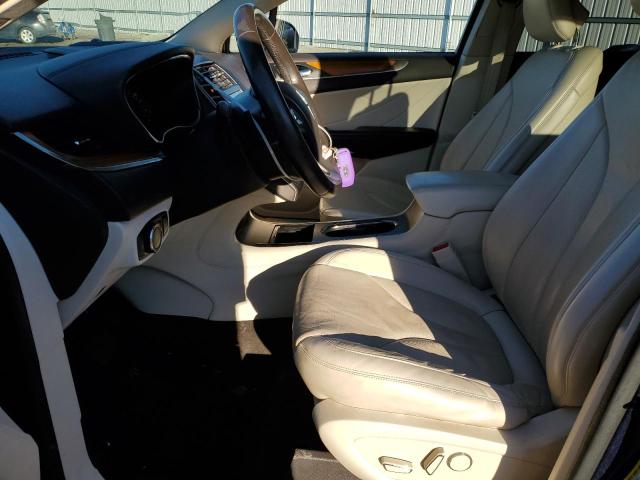 Photo 7 from auction – 2016 LINCOLN MKC RESERV with VIN 5LMTJ3DH8GUJ03383
