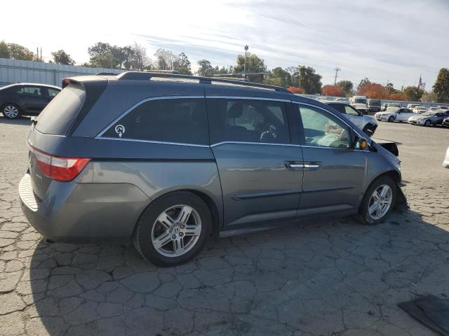 Photo 3 from auction – 2011 HONDA ODYSSEY TO with VIN 5FNRL5H96BB081329