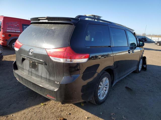 Photo 3 from auction – 2013 TOYOTA SIENNA XLE with VIN 5TDYK3DC9DS292897