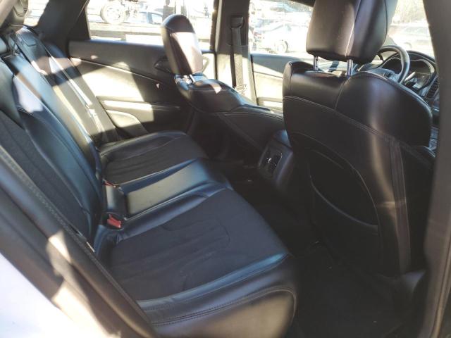 Photo 10 from auction – 2015 CHRYSLER 200 S with VIN 1C3CCCDG7FN618106