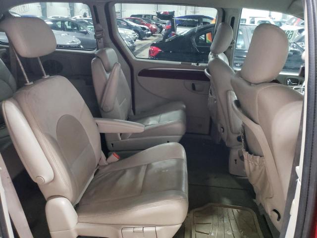 Photo 11 from auction – 2005 CHRYSLER TOWN & COU with VIN 2C8GP64LX5R494431