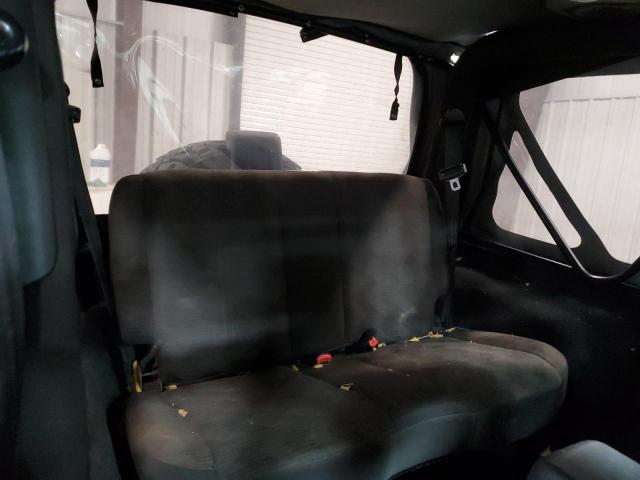 Photo 10 from auction – 2004 JEEP WRANGLER X with VIN 1J4FA39S54P745802