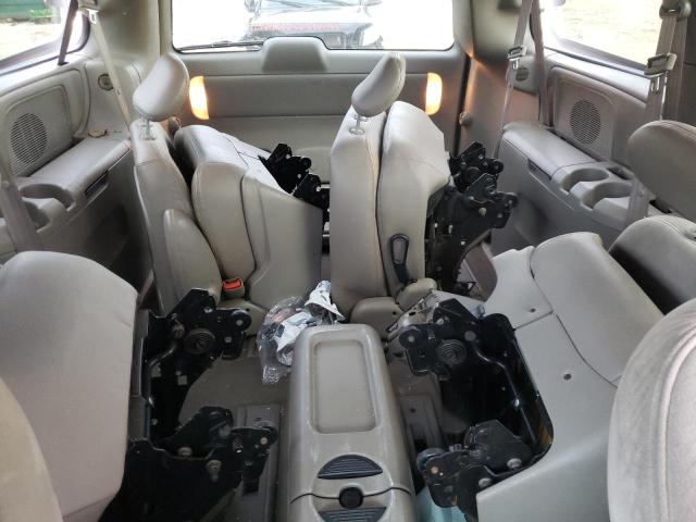 Photo 10 from auction – 2002 CHRYSLER TOWN AND C with VIN 2C8GP64L32R791648