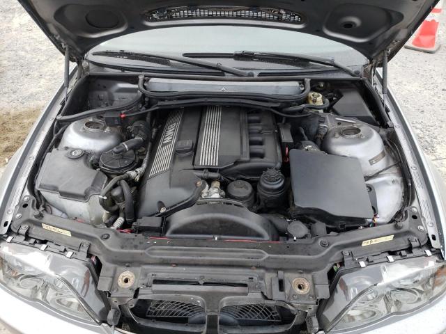 Photo 11 from auction – 2004 BMW 325 I with VIN WBAET37424NJ43156