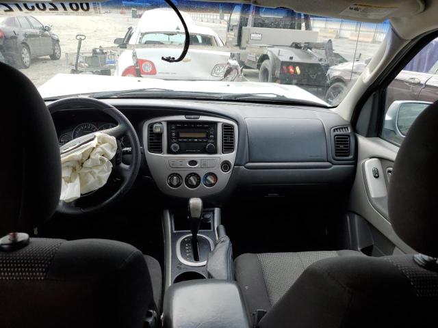 Photo 8 from auction – 2005 MAZDA TRIBUTE S with VIN 4F2YZ04115KM30871