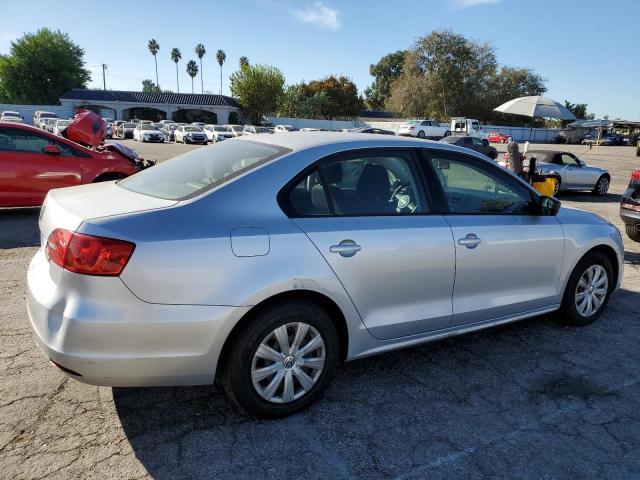 Photo 3 from auction – 2013 VOLKSWAGEN JETTA BASE with VIN 3VW2K7AJ5DM300295