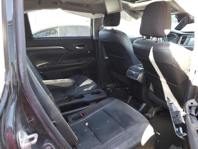 Photo 10 from auction – 2018 TOYOTA HIGHLANDER with VIN 5TDDGRFHXJS045461