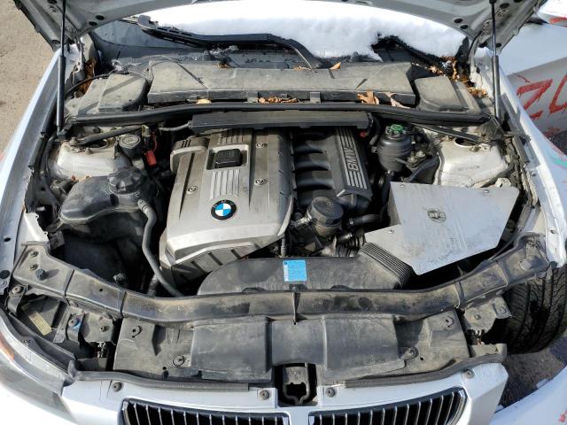 Photo 11 from auction – 2006 BMW 330 I with VIN WBAVB33566KR81339