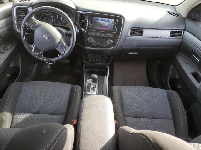 Photo 8 from auction – 2018 MITSUBISHI OUTLANDER with VIN JA4AD3A3XJZ035901