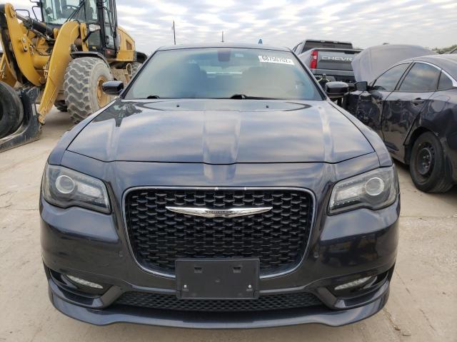 Photo 5 from auction – 2018 CHRYSLER 300 S with VIN 2C3CCABG5JH243938