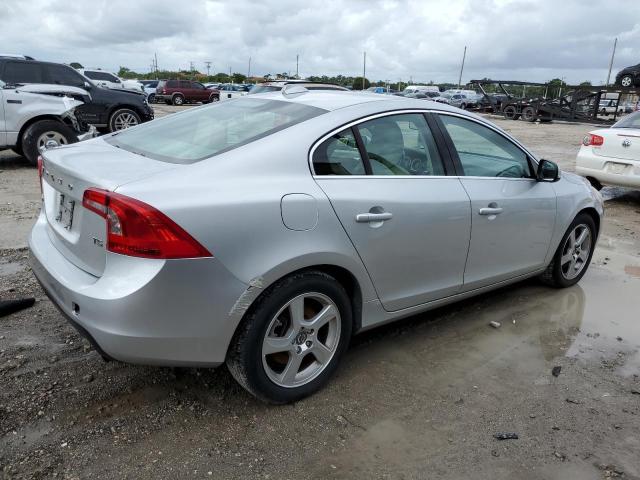 Photo 3 from auction – 2012 VOLVO S60 T5 with VIN YV1622FSXC2055938