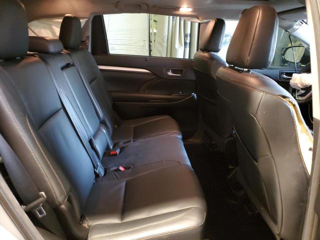 Foto 11 de la subasta – 2017 TOYOTA HIGHLANDER con VIN 5TDKZRFH3HS509119